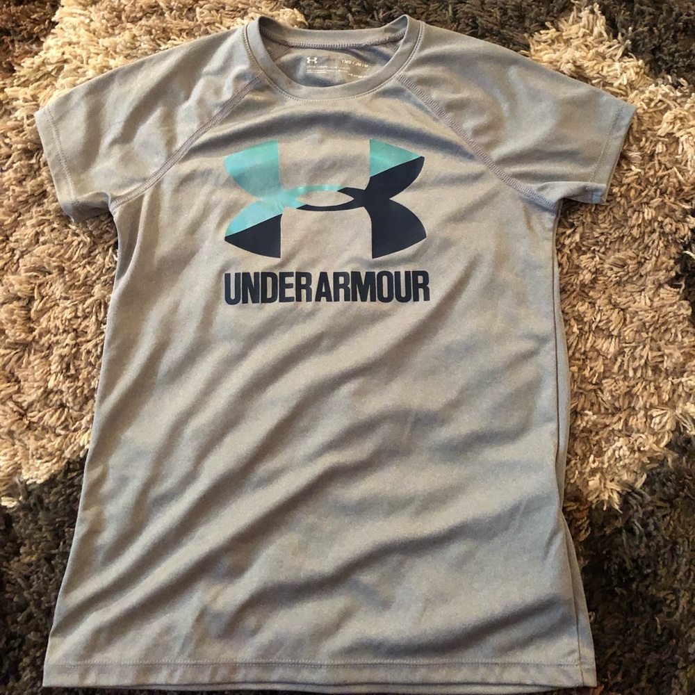 Girls Under Armour T-shirt